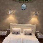 Safit Mandala - Romantic Near Flexum Thermal Apartment Mosonmagyarovar